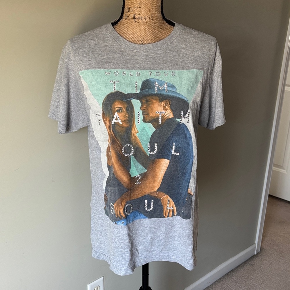 Tim McGraw & Faith Hill Soul2Soul tour 2017 custom bling T- Shirt size medium